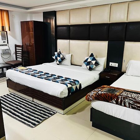 Hotel Le Mount Plaza Near Igi Airport Delhi New Delhi Eksteriør billede