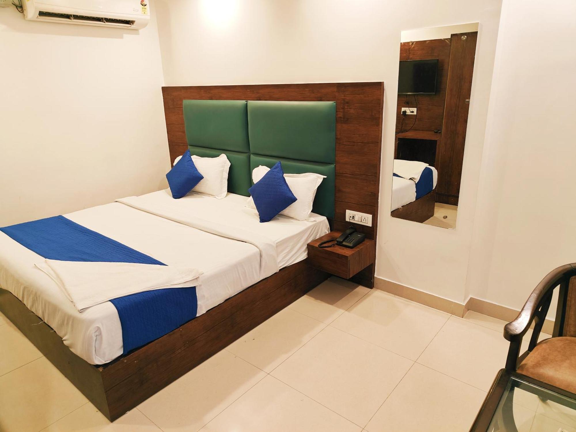 Hotel Le Mount Plaza Near Igi Airport Delhi New Delhi Eksteriør billede