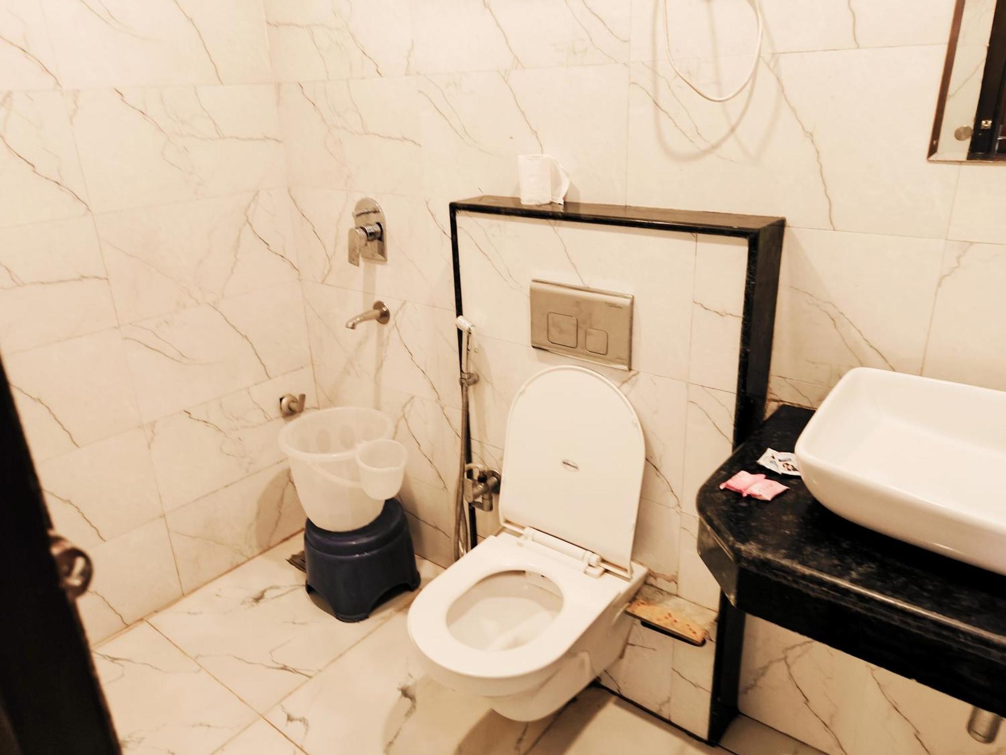 Hotel Le Mount Plaza Near Igi Airport Delhi New Delhi Eksteriør billede